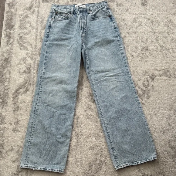 Aritzia Denim Forum “Farrah” high rise Women's Jeans - Picture 1 of 1